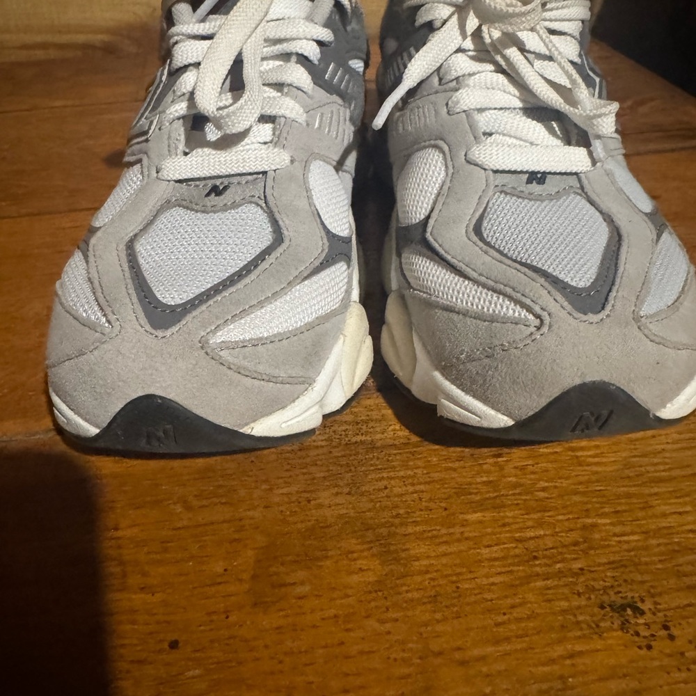 New Balance Gray and White Athletic Shoes - Picture 7 of 8